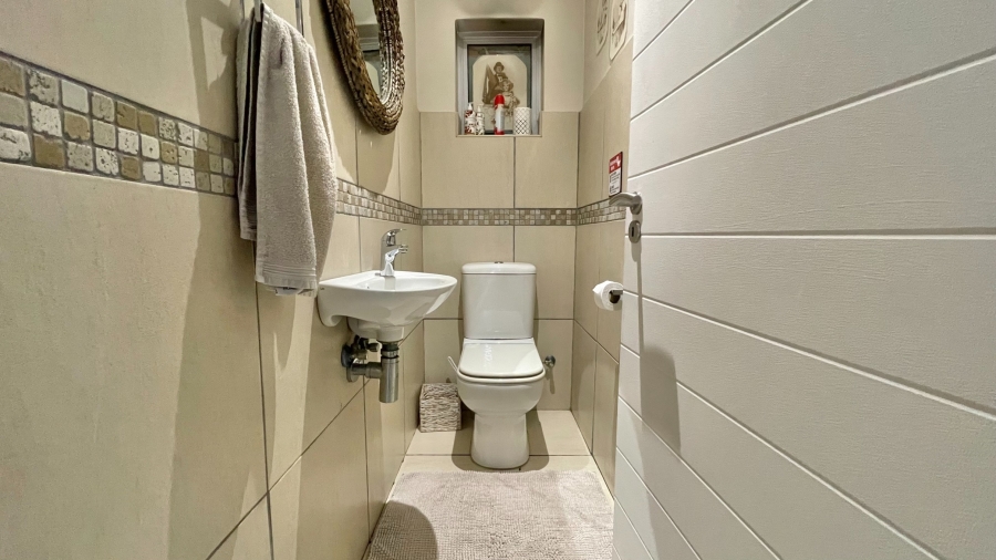 3 Bedroom Property for Sale in Helena Heights Western Cape